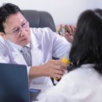 Bác sĩ da liễu tiết lộ phương pháp điều trị mụn trứng cá đơn giản, hiệu quả