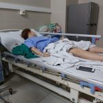 Cô gái Hà Nội vào viện cấp cứu sau hút mỡ bụng nâng vòng 1