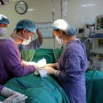 Vòng 3 thiếu nữ Hà Nội đầy mủ sau bơm silicon tăng kích cỡ